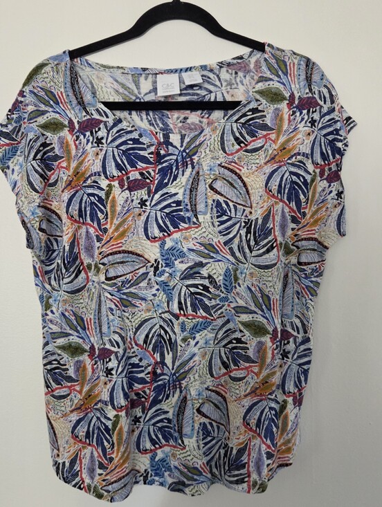 C&C California Tops - C&C California Linen Leaf-Print Short Sleeve Top XL